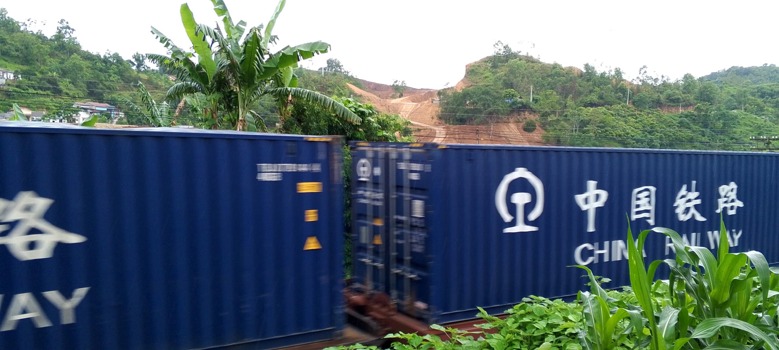 Nhập hàng Trung Quốc về Việt Nam bằng đường sắt giá rẻ