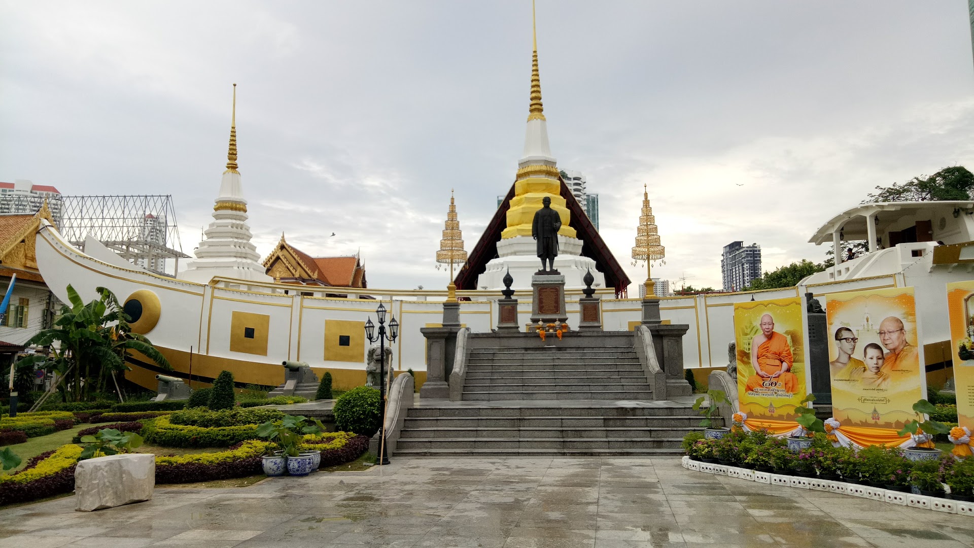 Chùa Vàng Bangkok Thái Lan