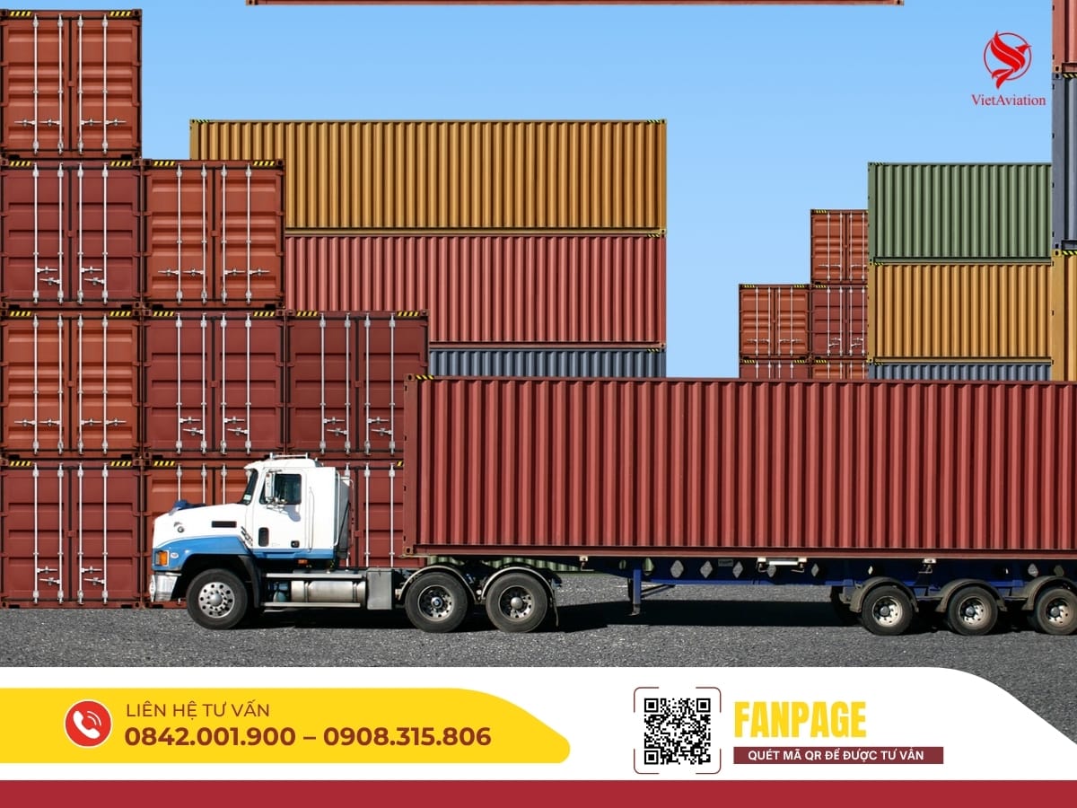 Xe đầu kéo chở container, giải pháp vận chuyển container tiêu chuẩn.