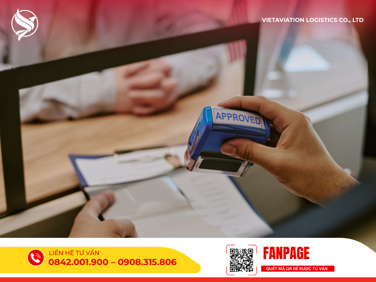 Chuẩn bị đầy đủ bộ chứng từ để đảm bảo thông quan thuận lợi cho hàng cá nhân.