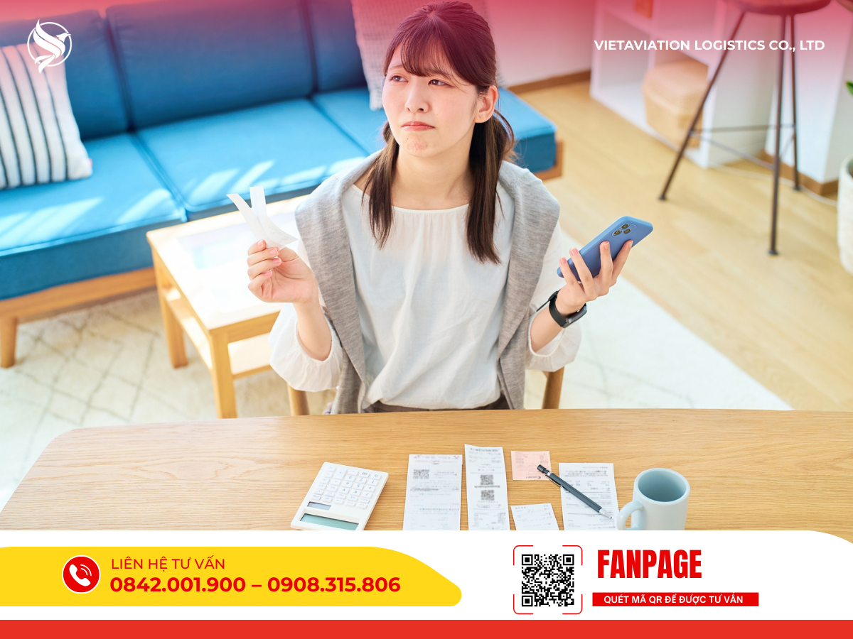 Sự phức tạp của các loại phụ phí và chi phí phát sinh trong vận chuyển hàng không nếu không được tư vấn kỹ.